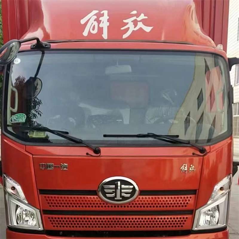 泰山区塔什库尔干县：物流专线的高效货运之旅